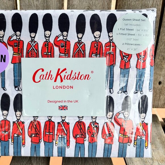 6-pc Cath Kidston LONDON GUARDS CHRISTMAS Queen Size Sheet Set (2 extra PC's) - Picture 2 of 9